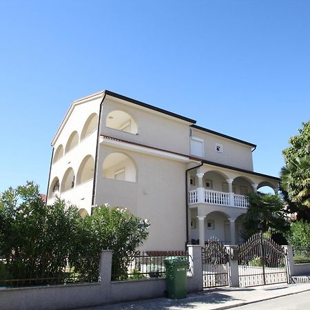 Apartments Rose Пореч Екстериор снимка
